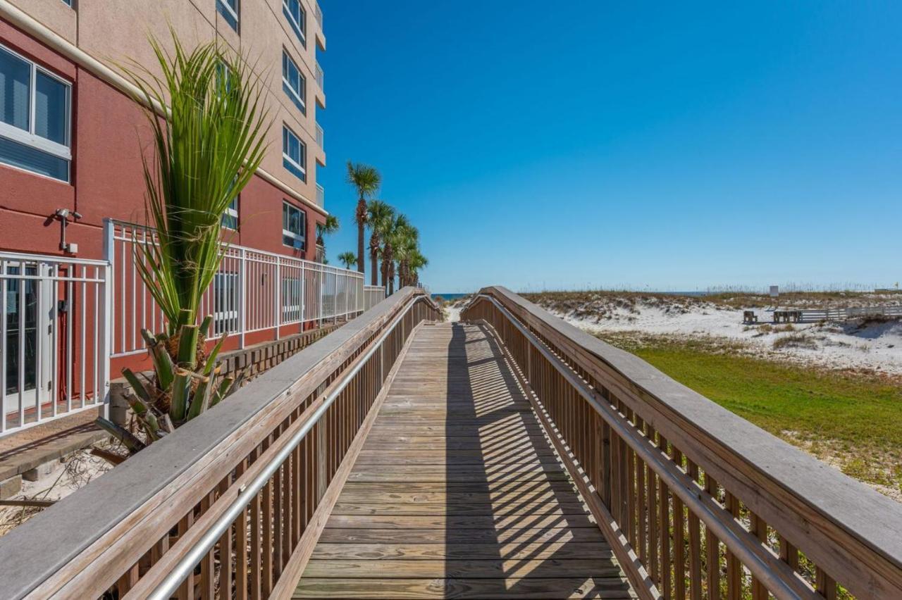 200 Yds To Private Gated Beach Access- 3Br-2Ba- Quiet Location In The Heart Of Destin! Exterior photo